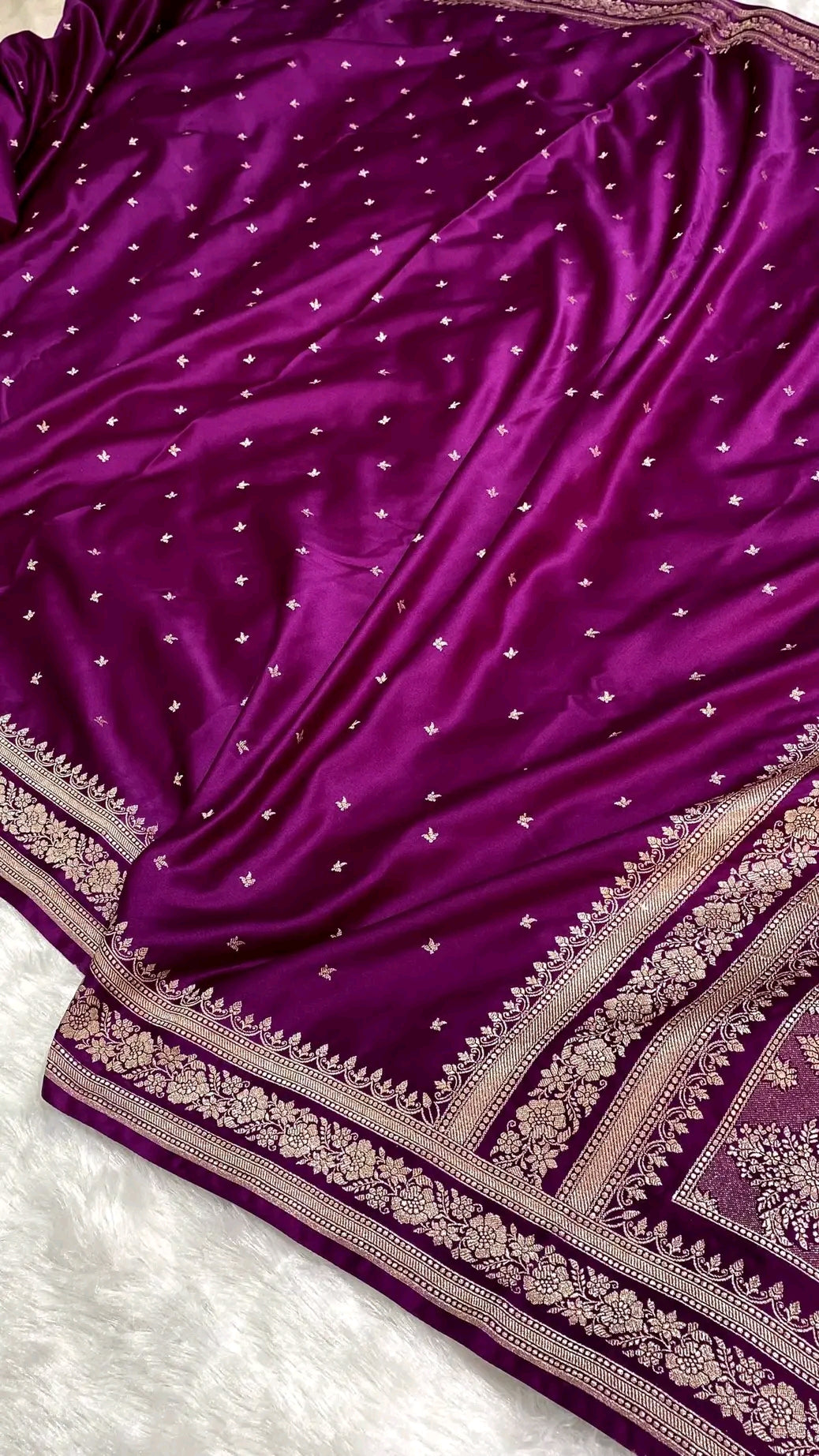 Mushroo Banarashi saree - Plum -Design 08