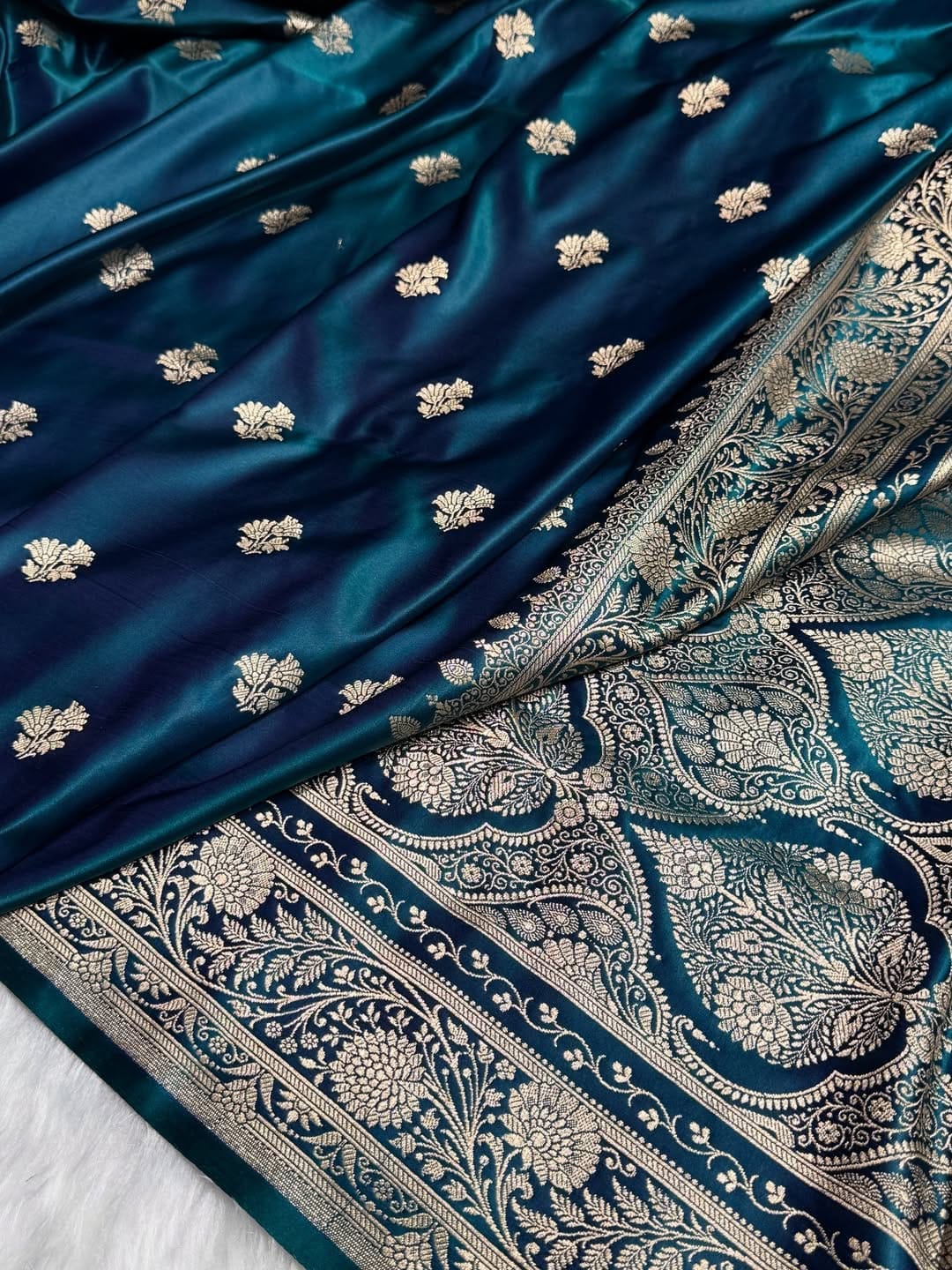 Mushroo Banarashi saree - Royal Blue -Design 11