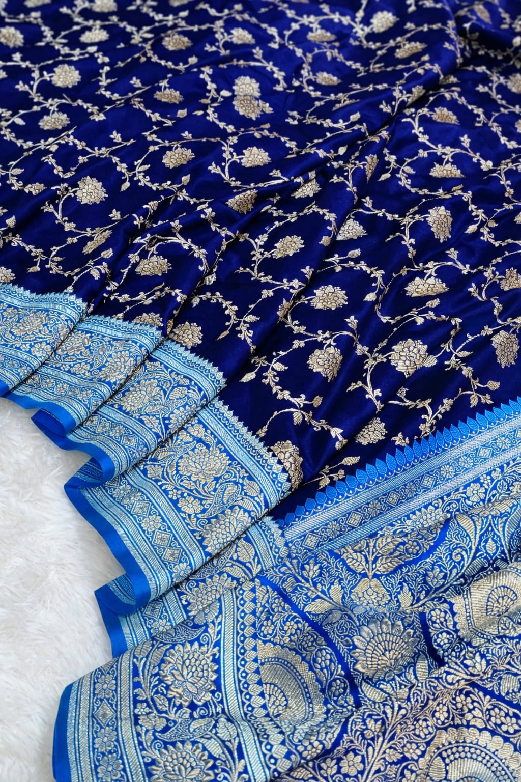 Mushroo banarashi silk -Design 24