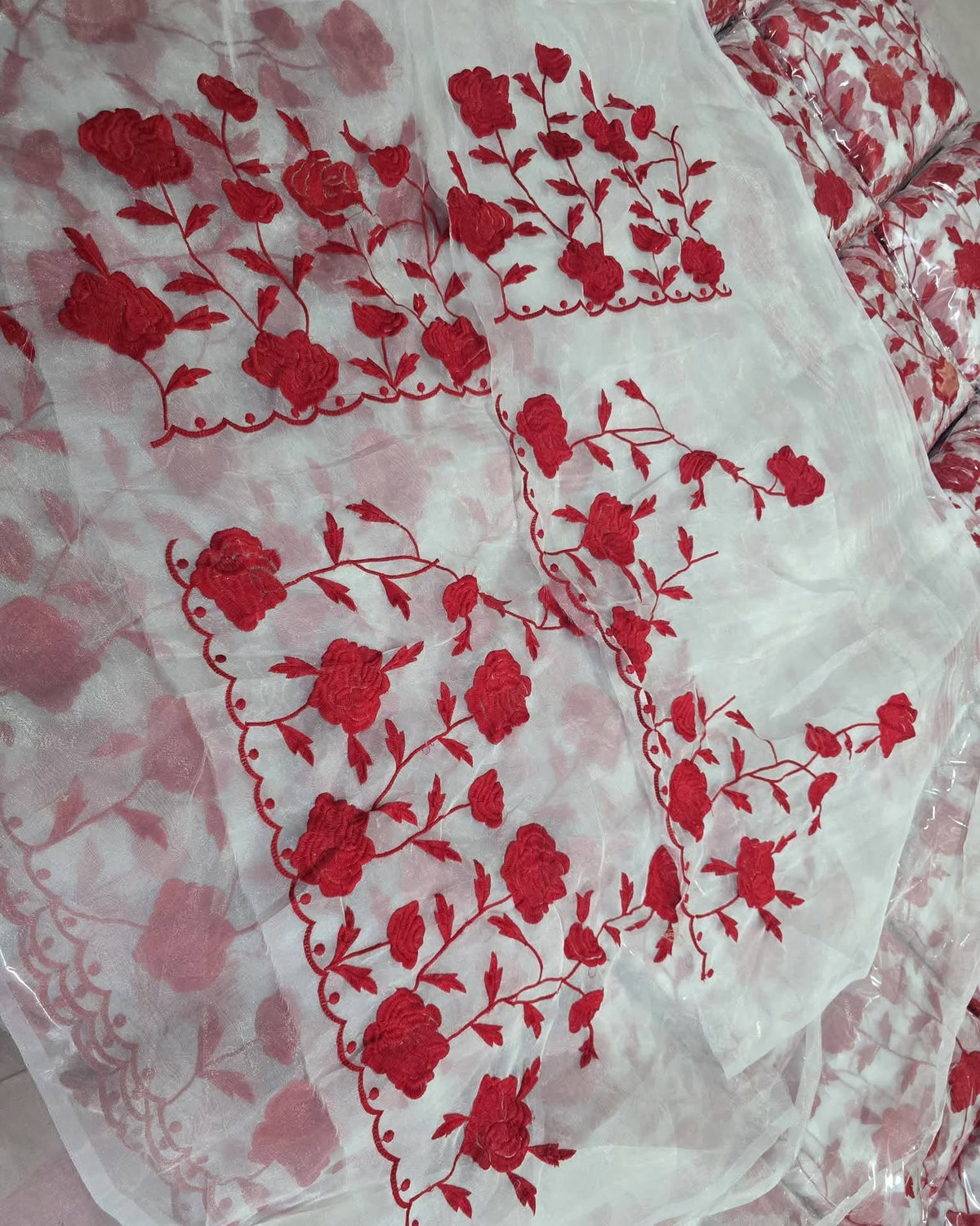 Beautiful Embroidery Work Organza Saree with Matching Blouse Piece – Tumpi's Collection