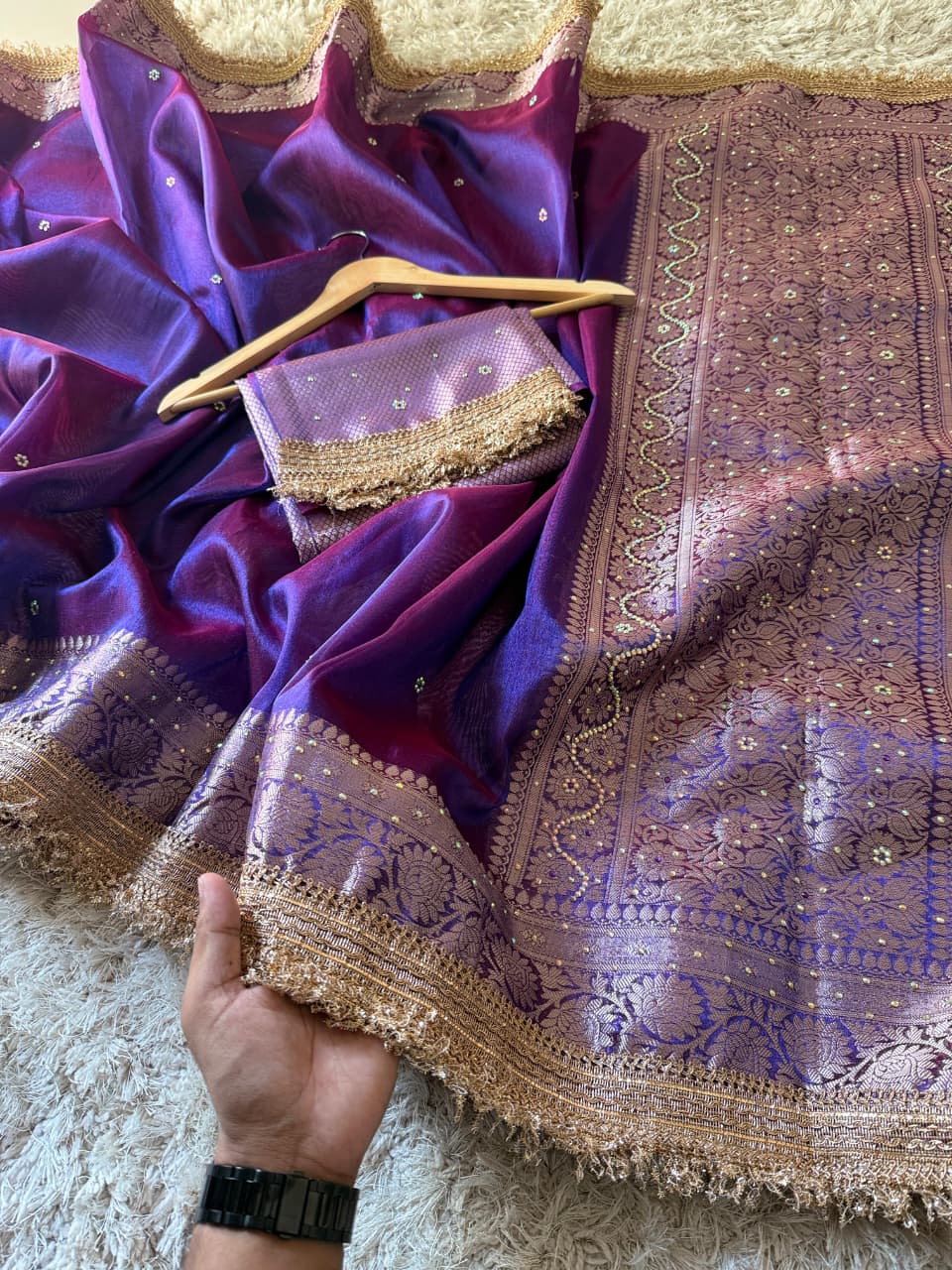 Pure Tissue Maharani Saree with Beautiful Lace Work and Matching Blouse Piece – Tumpi's Collection