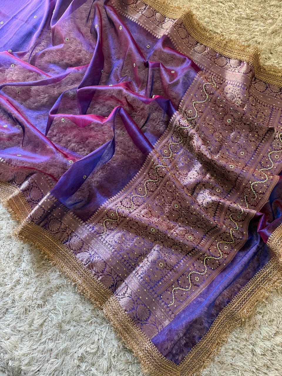 Pure Tissue Maharani Saree with Beautiful Lace Work and Matching Blouse Piece – Tumpi's Collection